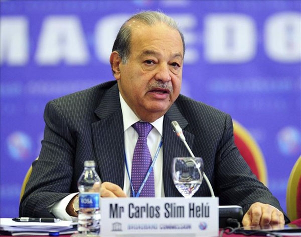 Tỷ phú Mexico Carlos Slim &#34;rớt nước mắt&#34; vì vàng - 1