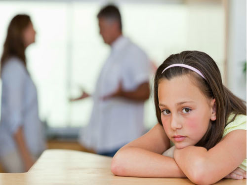 Làm sao để vượt qua nỗi đau cha mẹ ly hôn? - 1