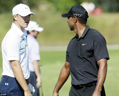 Spieth hồ hởi "đấu" McIlroy, Tiger Woods - 3