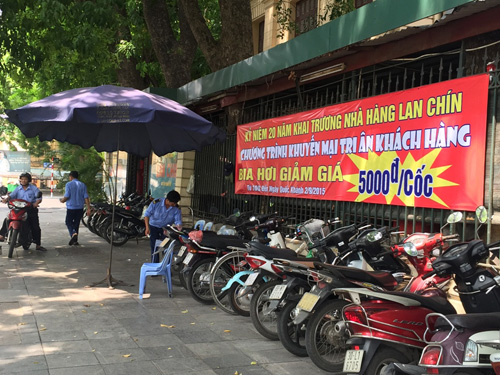 Bia hơi, phở bò “bủa vây” Bảo tàng Lịch sử Quốc gia - 9