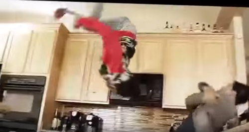 3 clip thú vị về chiêu "độc" trong phim võ thuật - 3