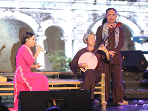 "Cô dâu 8 tuổi" Phi Nhung khiến người xem phát cuồng - 9