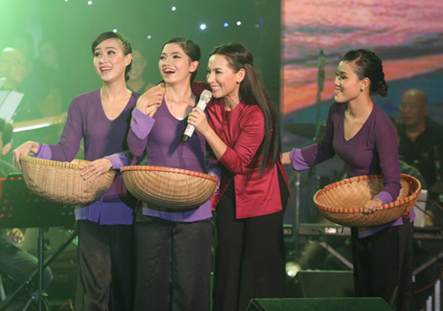 "Cô dâu 8 tuổi" Phi Nhung khiến người xem phát cuồng - 7