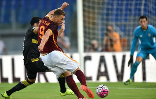 Tin HOT tối 15/8: De Gea bị “đày” xuống đội U21 - 2