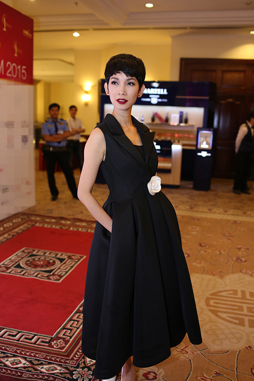 Dàn á hậu, người mẫu “đổ bộ” Hoa hậu Hoàn vũ Việt Nam - 1