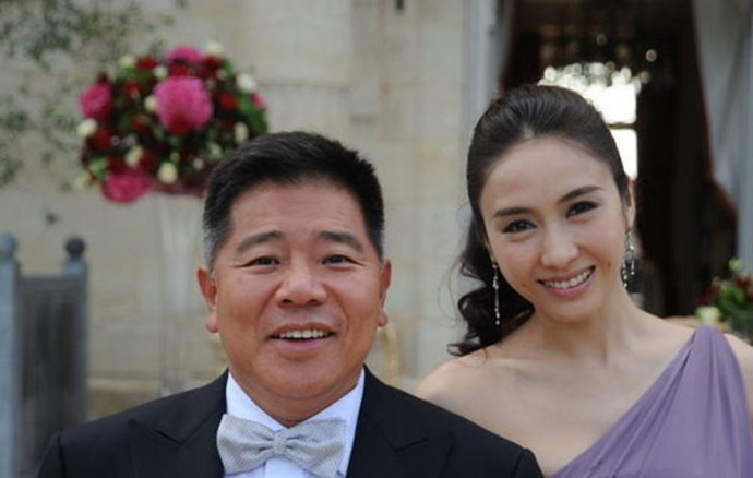 Tiết lộ những đám cưới "giá trên trời" chấn động Cbiz - 1