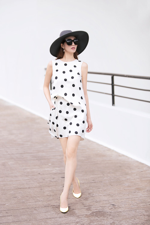 Khánh My dịu dàng, nữ tính với họa tiết chấm bi - 7