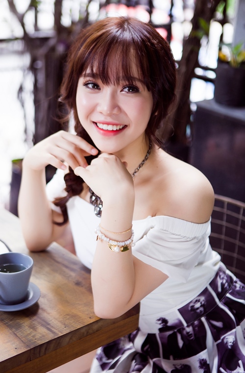 Cận cảnh vẻ đẹp trong sáng của "bản sao Mỹ Tâm" - 2