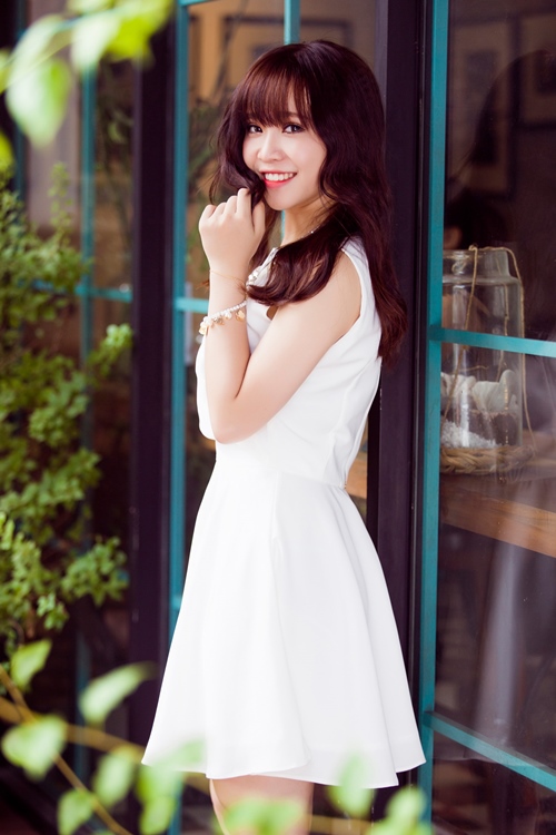 Cận cảnh vẻ đẹp trong sáng của "bản sao Mỹ Tâm" - 8