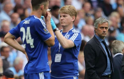 Tin HOT tối 18/8: Barca khủng hoảng hàng thủ - 3