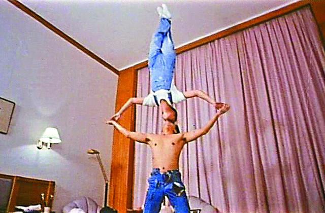 Những màn "khóa môi" cả nam lẫn nữ của Châu Tinh Trì - 10