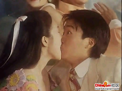 Những màn "khóa môi" cả nam lẫn nữ của Châu Tinh Trì - 7