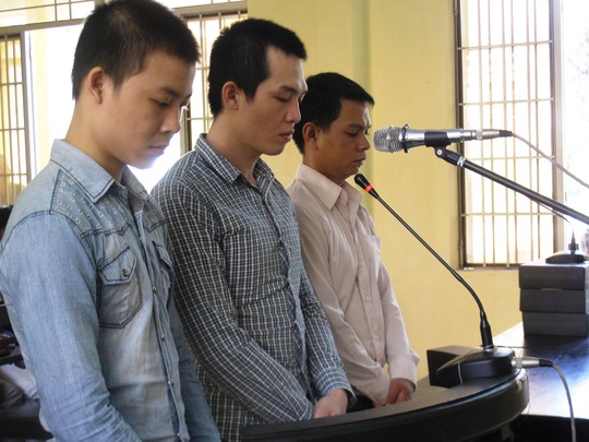 Vụ gây rối vì công an xã đánh chết người: Hai bị cáo tiếp tục kêu oan! - 2