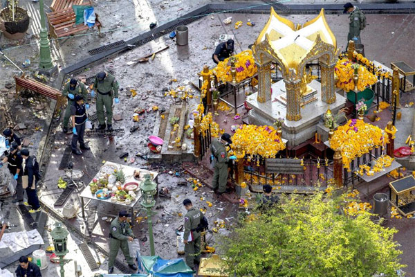 Đánh bom rung chuyển Bangkok: Giải mã những bí ẩn - 1