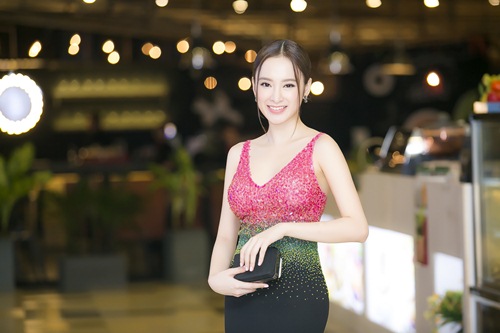 Angela Phương Trinh lộng lẫy sánh vai Trần Bảo Sơn - 10