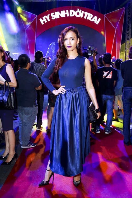 Dàn sao "khủng" dự ra mắt phim có cảnh "nóng" của Hà Hồ - 6