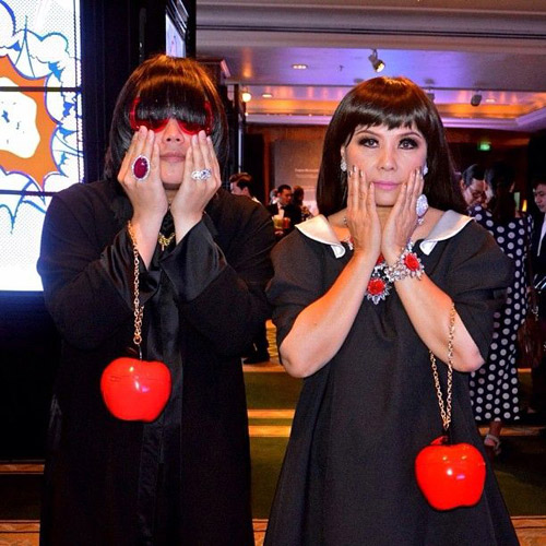 2 mẹ con “chơi” đồ hiệu chất “nhất hệ Mặt trời” - 5