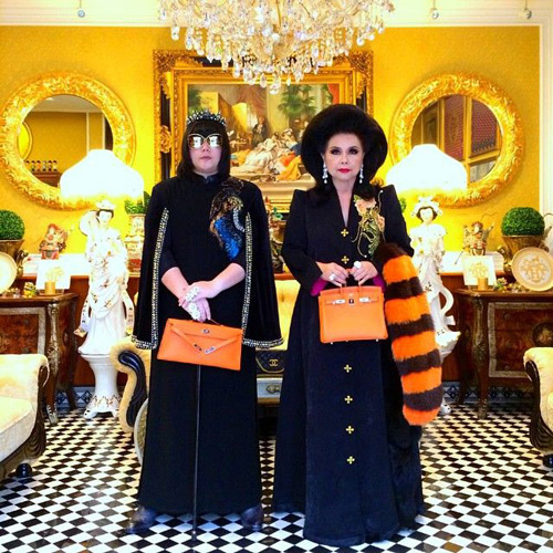 2 mẹ con “chơi” đồ hiệu chất “nhất hệ Mặt trời” - 10