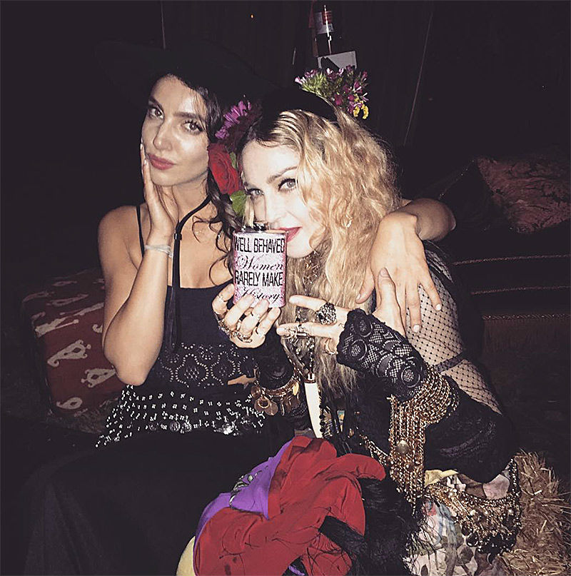 Madonna làm mất lòng hàng xóm với tiệc sinh nhật 57 tuổi - 9