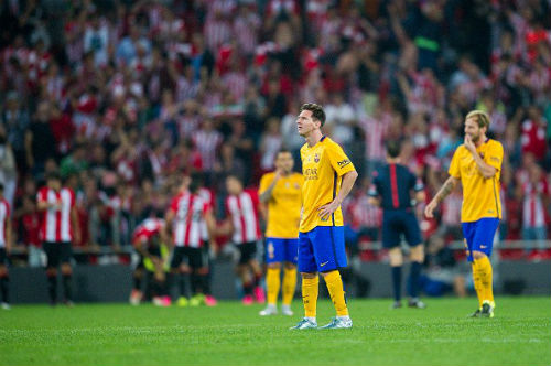 Barca & hàng thủ: Sống trong sợ hãi - 2