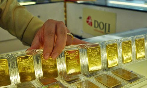 Vàng vượt 35 triệu: Cân nhắc khi mua tích trữ - 1