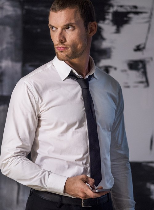 Vẻ điển trai của tài tử phim "Người vận chuyển 4" - 3