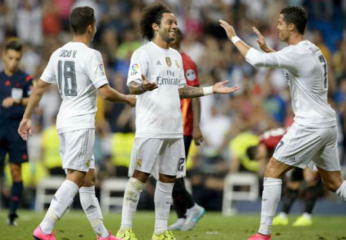 Gijon - Real: Ronaldo, Bale phải bùng nổ - 1