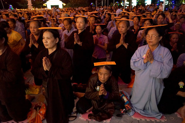 Vu Lan trong đêm hoa đăng huyền ảo - 9