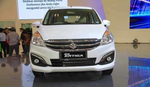 Suzuki Maruti Ertiga 2015 ra mắt sẵn sàng cho mùa lễ hội - 1