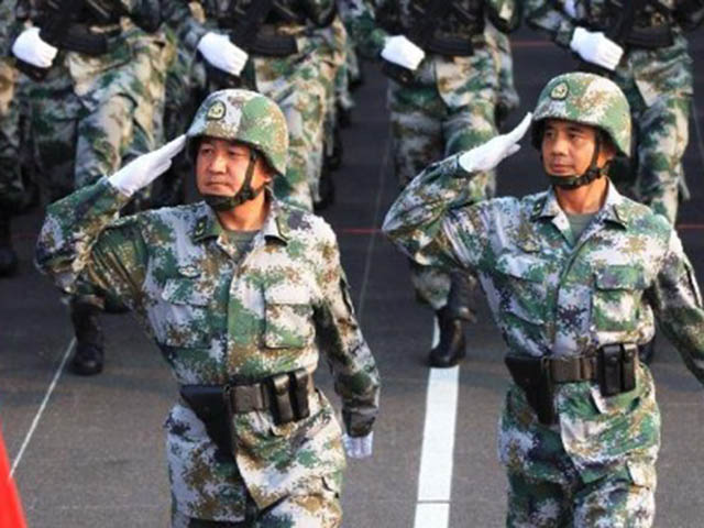 Tướng lĩnh Trung Quốc sụt cân vì lo tập luyện diễu binh - 1