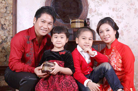Chuyện chưa kể về người vợ thanh mai trúc mã của Trọng Tấn - 4
