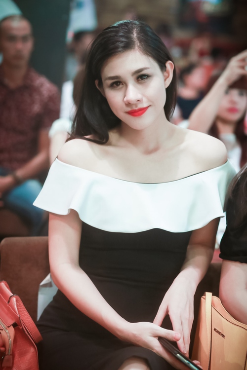Kiều Thanh, Việt Anh rớt nước mắt vì trẻ em nghèo - 1