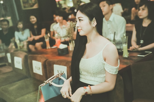 Kiều Thanh, Việt Anh rớt nước mắt vì trẻ em nghèo - 11