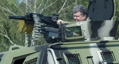 500 xe tăng Nga đổ bộ miền Đông Ukraine? - 1