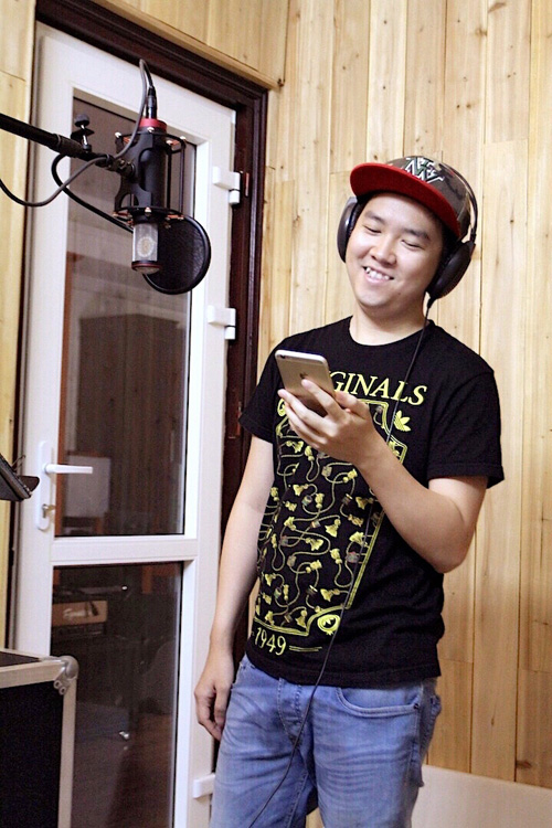 Tùng Dương nhí nhảnh trong phòng thu - 7