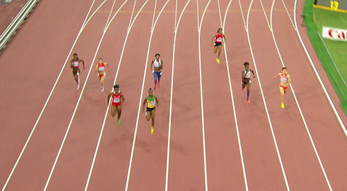 Vô địch thế giới vẫn chạy nhầm đường ở nội dung 200m - 3