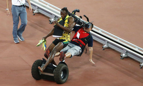 Usain Bolt gặt 2 Vàng: "Tia chớp" vĩnh cửu - 1
