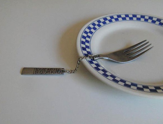 Chiếc nĩa giúp bạn ăn kiêng hiệu quả.