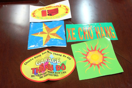 Nhân viên garage Thành Đô thả chó tấn công phóng viên - 3