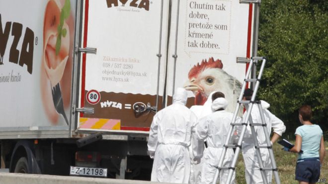 Bắt 4 người vụ 71 thi thể bị nhồi trong xe tải ở Áo - 1