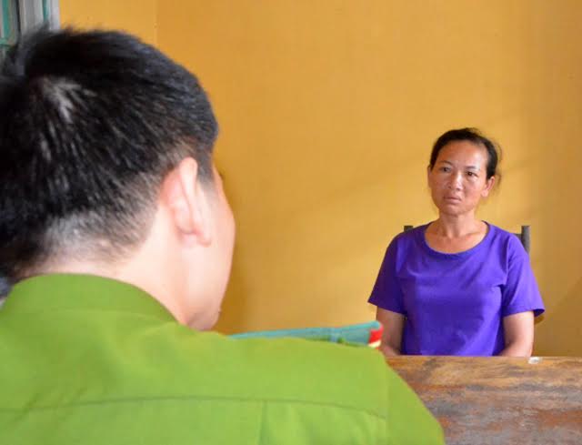 Bắt 5 kẻ bán trẻ sơ sinh sang Trung Quốc - 2