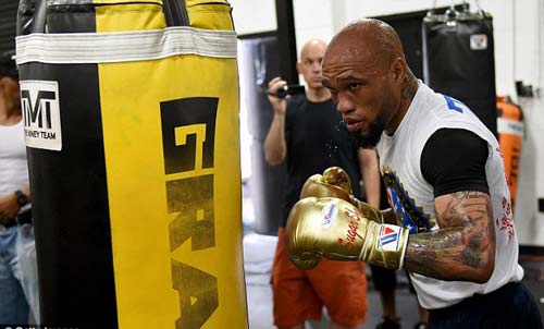 Tin HOT 29/8: Usain Bolt giành HCV thứ 3 giải VĐTG - 2