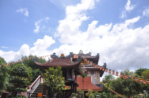 Nam Thiên Nhất Trụ - Chùa Một Cột giữa lòng TP.HCM - 12