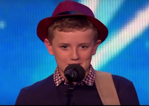 Cậu bé 12 tuổi &#34;gây bão&#34; tại Britain’s Got Talent - 1