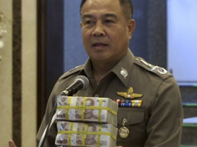Bắt nghi phạm đánh bom, cảnh sát Thái Lan tự nhận thưởng 84.000 USD - 1