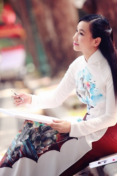 Diễn viên "Cầu vồng tình yêu" diện áo dài đón Tết Độc Lập - 7