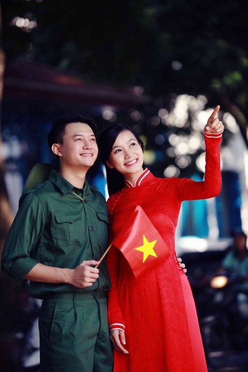 Diễn viên "Cầu vồng tình yêu" diện áo dài đón Tết Độc Lập - 4