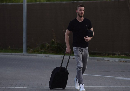 De Gea tập trung ĐT Tây Ban Nha: Cố giữ nụ cười - 1