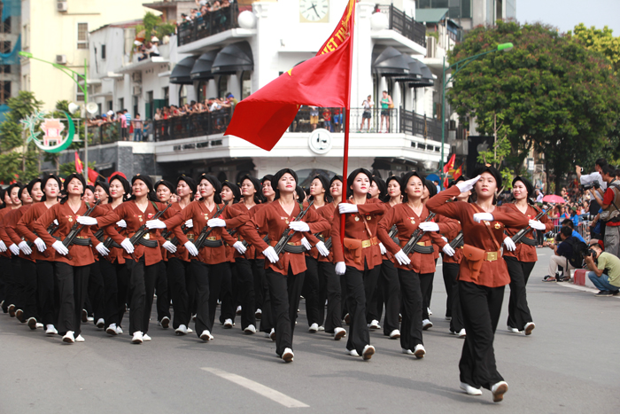 Ngắm nữ quân nhân xinh đẹp diễu binh ngày Quốc khánh - 8