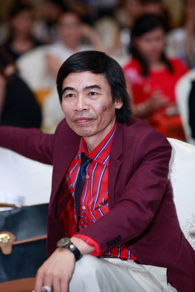 Tiến sĩ Lê Thẩm Dương – Chạy theo cơ hội chưa chắc đã khôn ngoan - 1